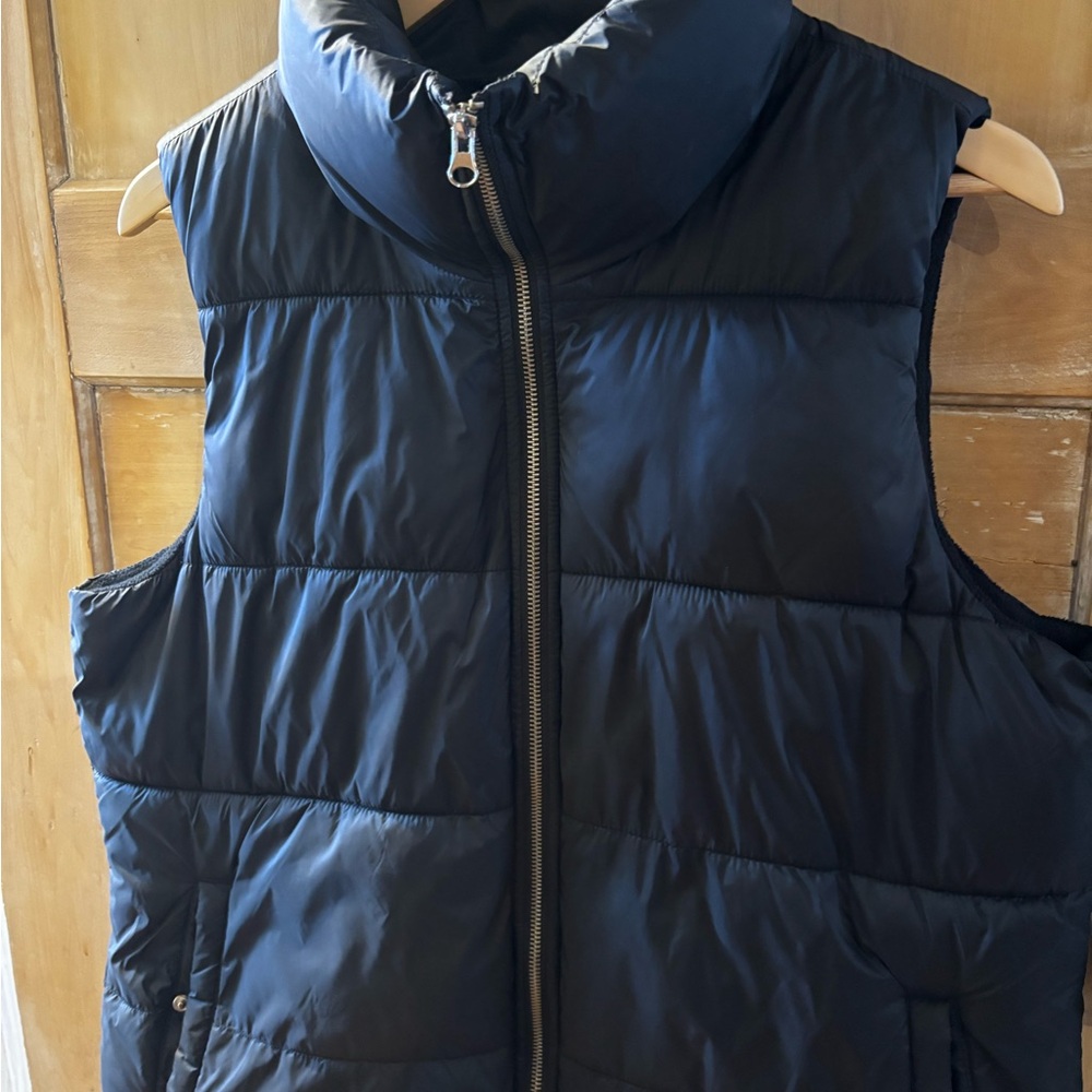 Old Navy Puffer Vest